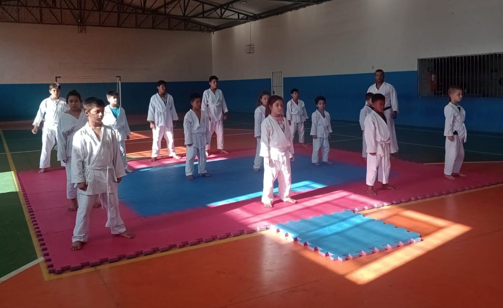 Associação de Moradores do Bairro Floresta e Trevo (AMBFT)