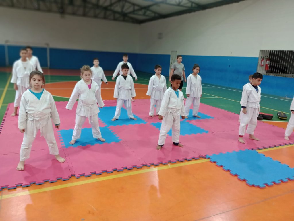 Associação de Moradores do Bairro Floresta e Trevo (AMBFT)