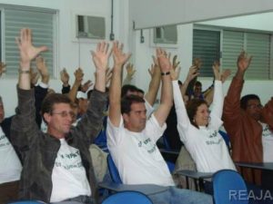 COLABORADORES DA CERBRANORTE “REAGIRAM” COM A PALESTRA “EM FAVOR DA VIDA”