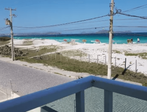 Casa de veraneio e fiação antiga; atente-se aos riscos