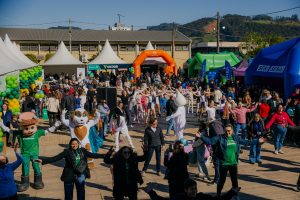 Cooperar é Isso! reúne famílias em um sábado de celebração ao cooperativismo com programação para toda a comunidade em Braço do Norte