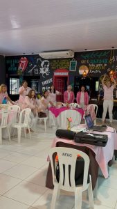 Tarde com homenagens especiais encerra as atividades do Outubro Rosa