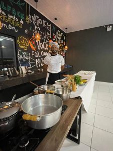 Cerbranorte homenageia mulheres em noite de risoto com Chef Lohan